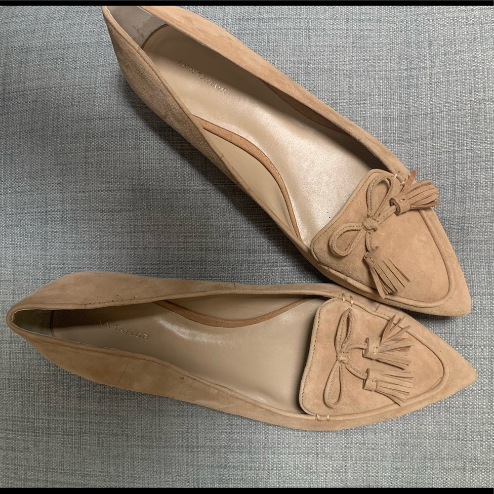 Ann Taylor Ada tassel suede flats nude